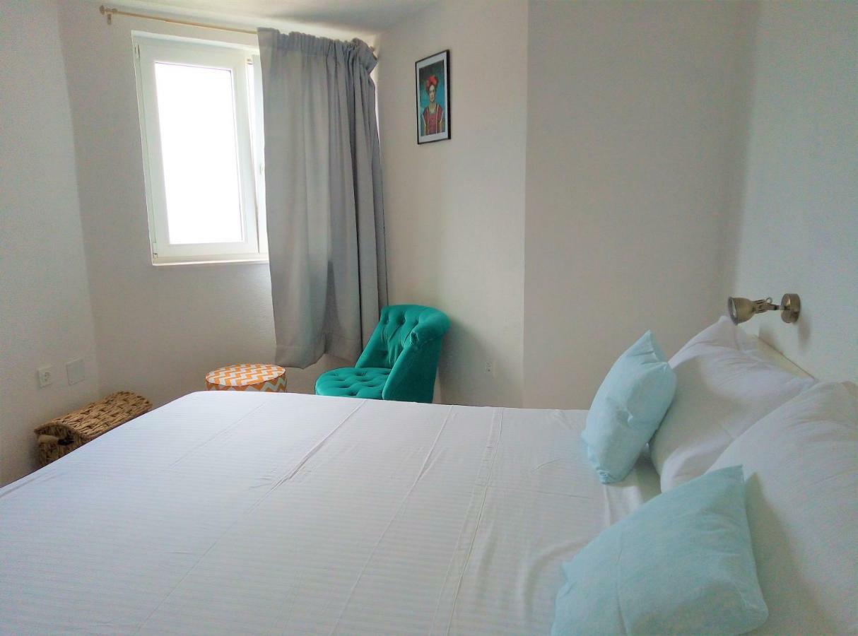 Apartments Kurelja Lastovo Eksteriør bilde
