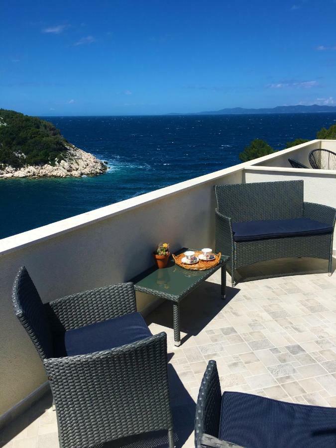 Apartments Kurelja Lastovo Eksteriør bilde