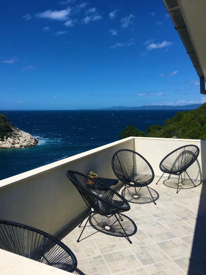 Apartments Kurelja Lastovo Eksteriør bilde